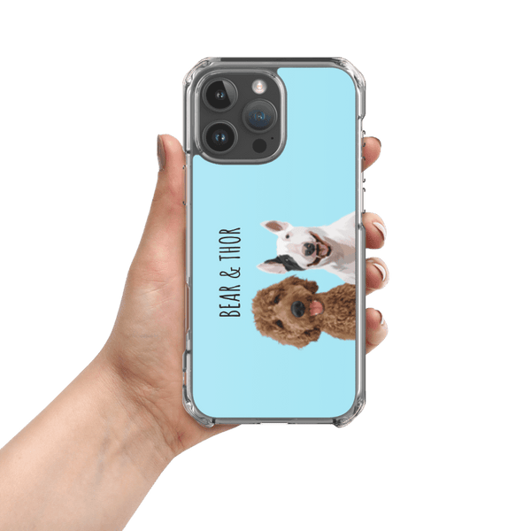 Funda de teléfono con retratos de dos mascotas.